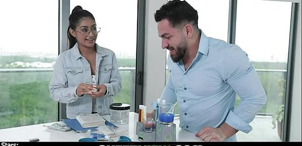  Binky Baez is a chemistry student that has sex with her lab partner Peter Green. Glasses teen drops to her knees and gives a braces blowjob before getting lab coat stripped off to expose her round bubble butt and small tits then gets it hard before facial